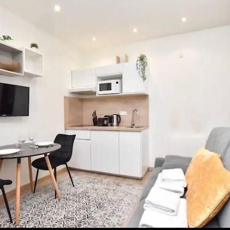 Studio Special Jo - Pigalle - Montmartre - Republique - 2 Pers Apartment Париж Екстериор снимка